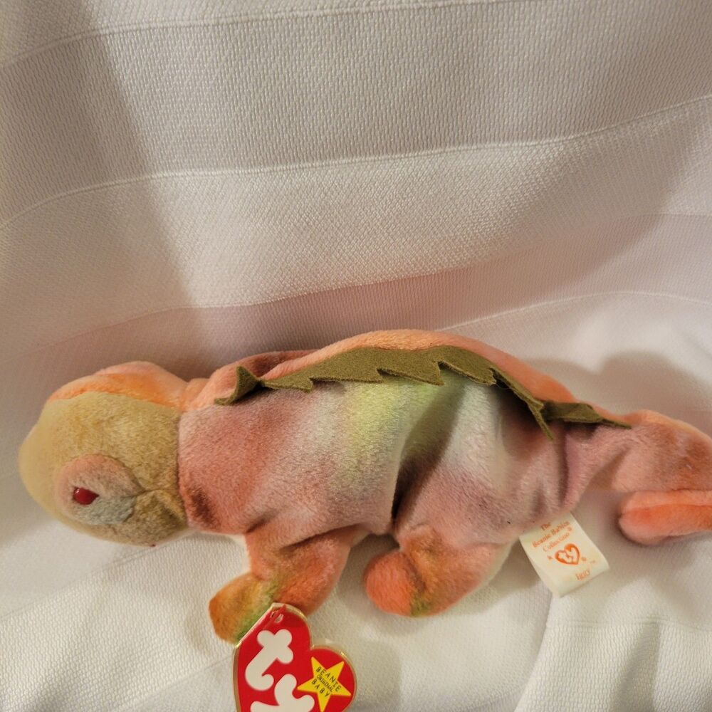 Ty Beanie Baby 9 inch Rainbow Iggy The Iguana Chameleon Toy